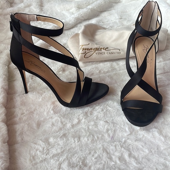Vince Camuto Black Heels - Picture 4 of 10
